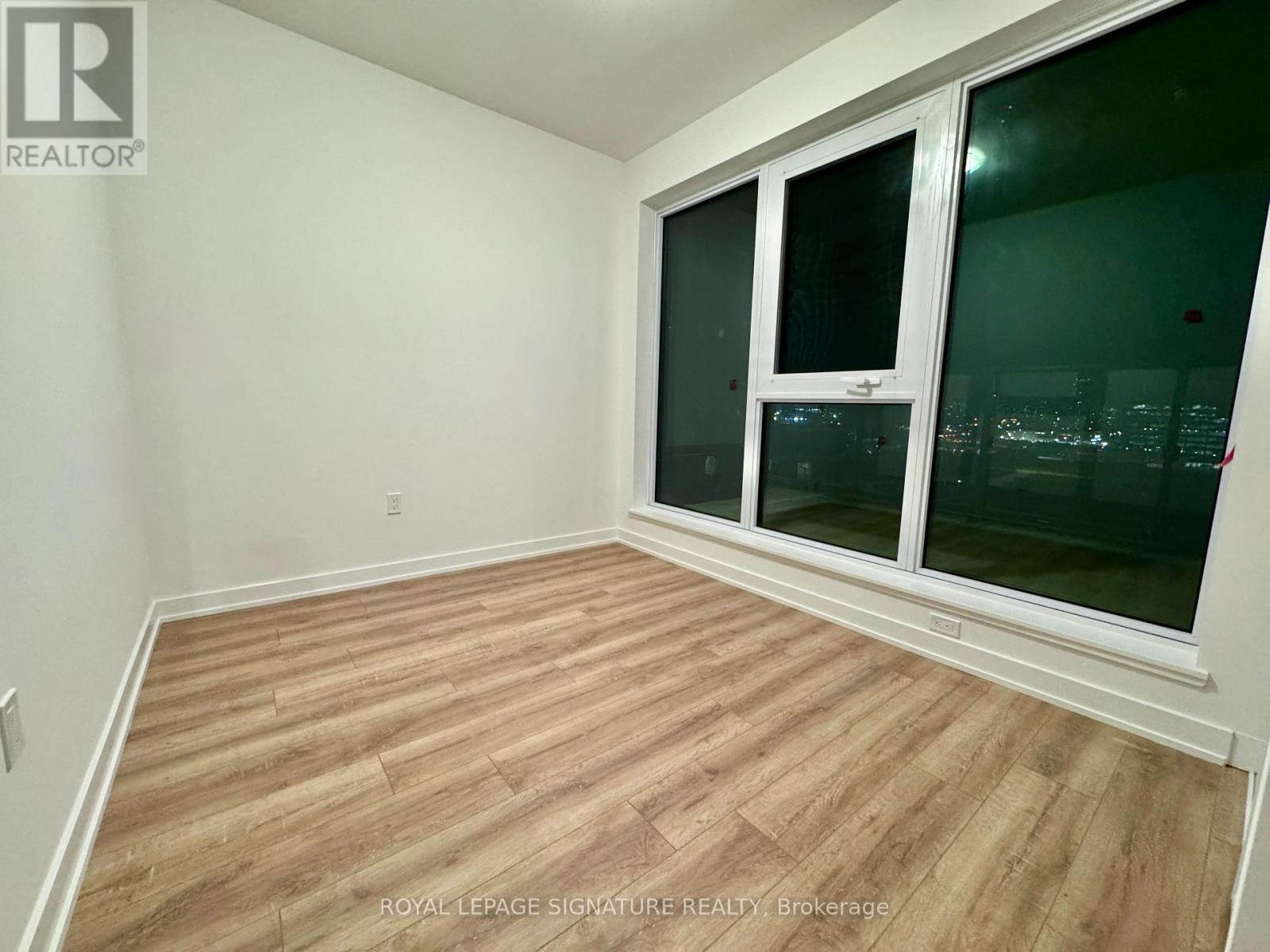 920 - 1 Quarrington Lane, Toronto, Ontario  M3C 0S4 - Photo 7 - C12563700