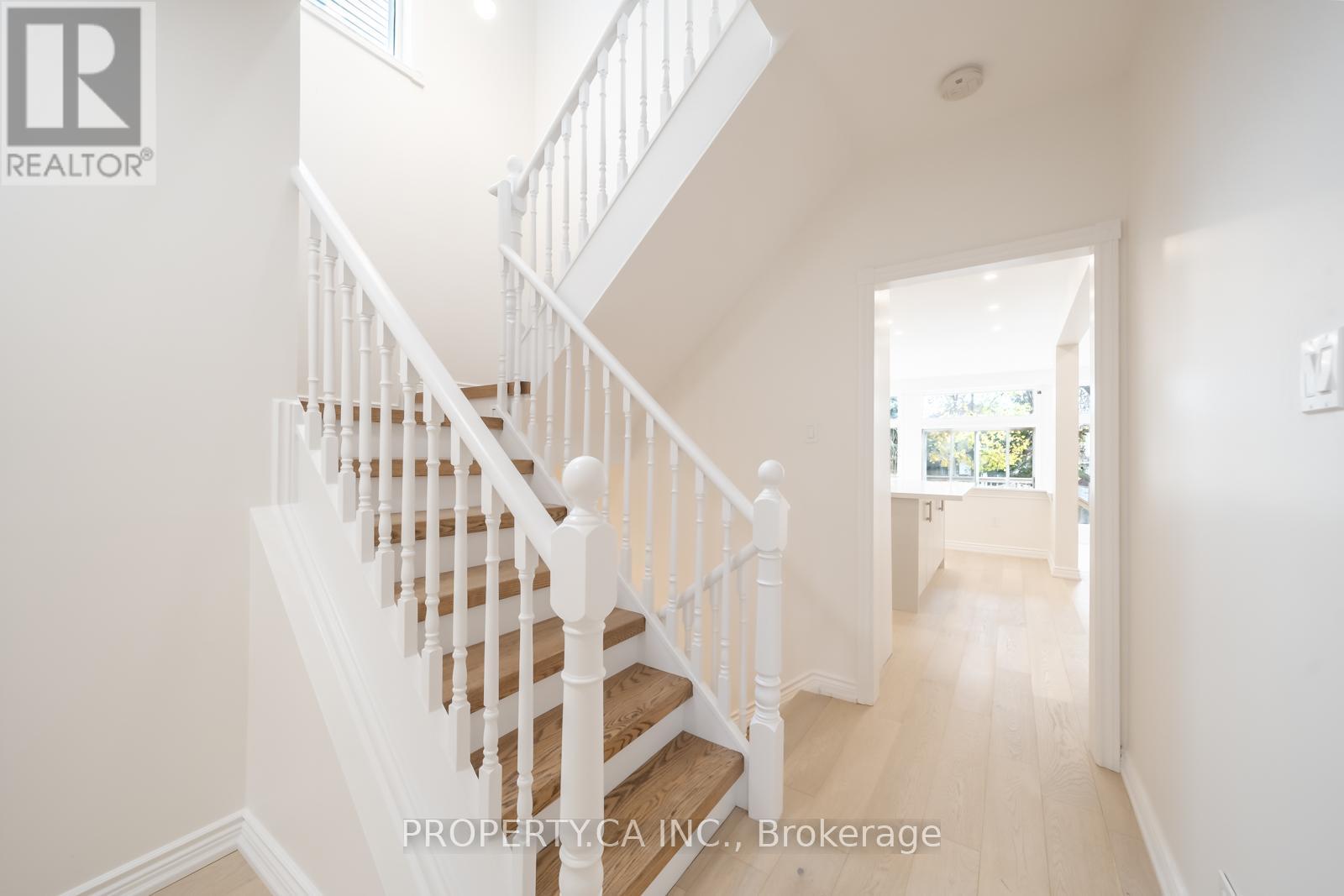 247 St Clements Avenue, Toronto, Ontario  M4R 1H3 - Photo 9 - C12563732