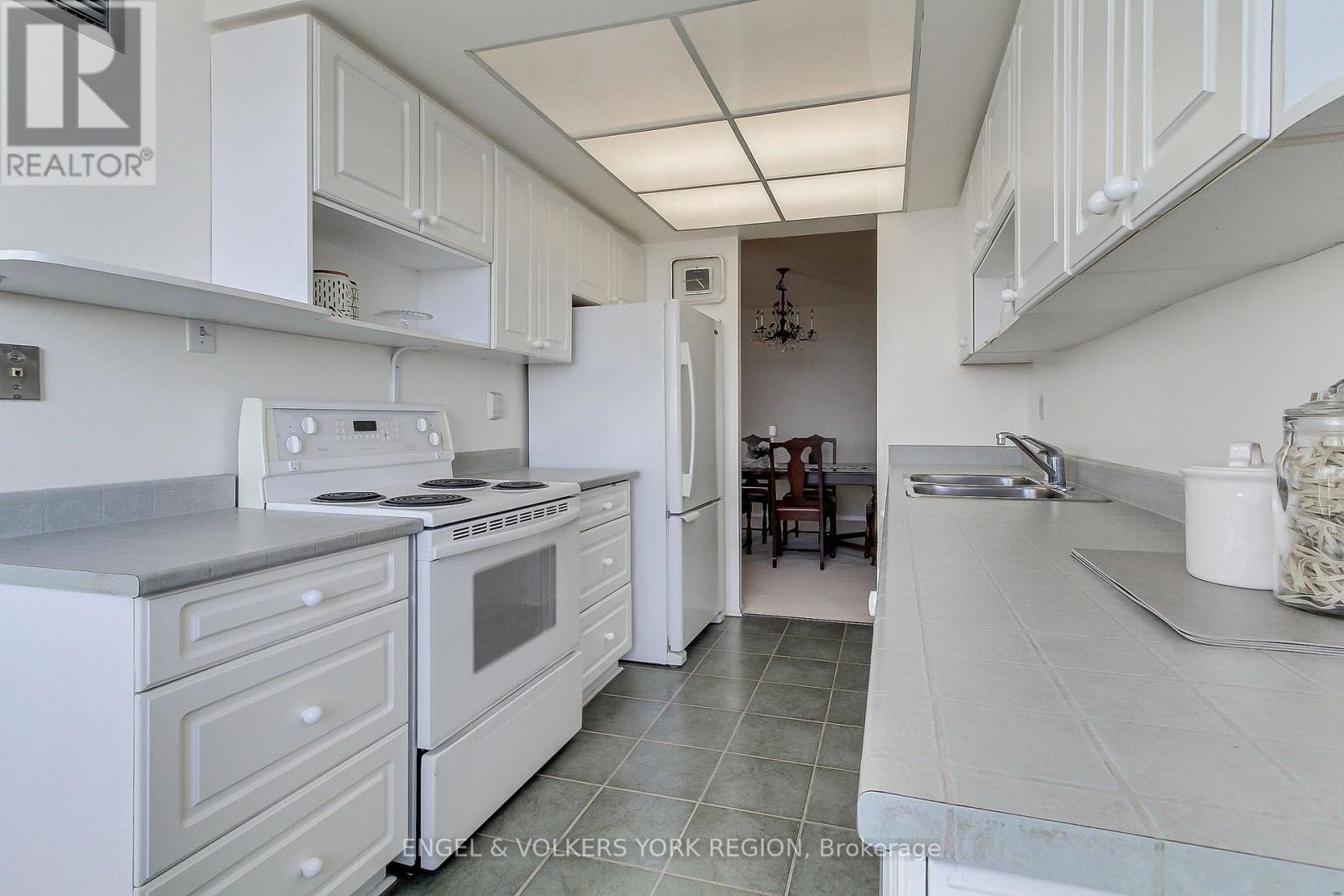 2404 - 133 Torresdale Avenue, Toronto, Ontario  M2R 3T2 - Photo 12 - C12563784