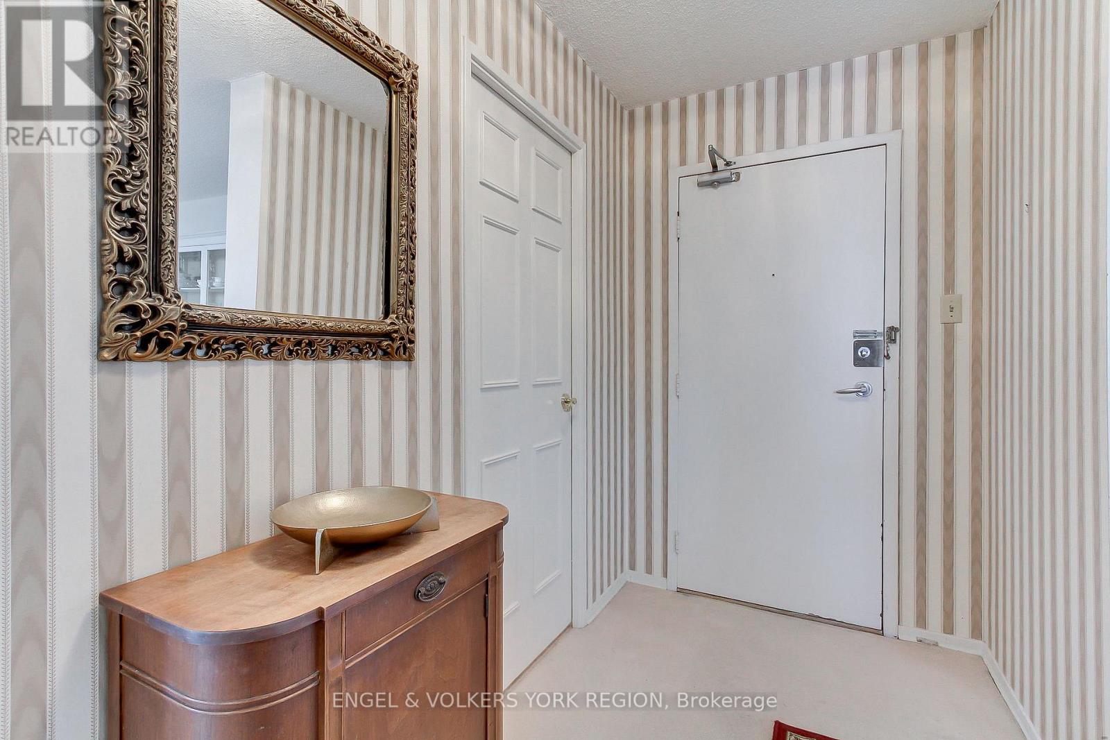 2404 - 133 Torresdale Avenue, Toronto, Ontario  M2R 3T2 - Photo 4 - C12563784