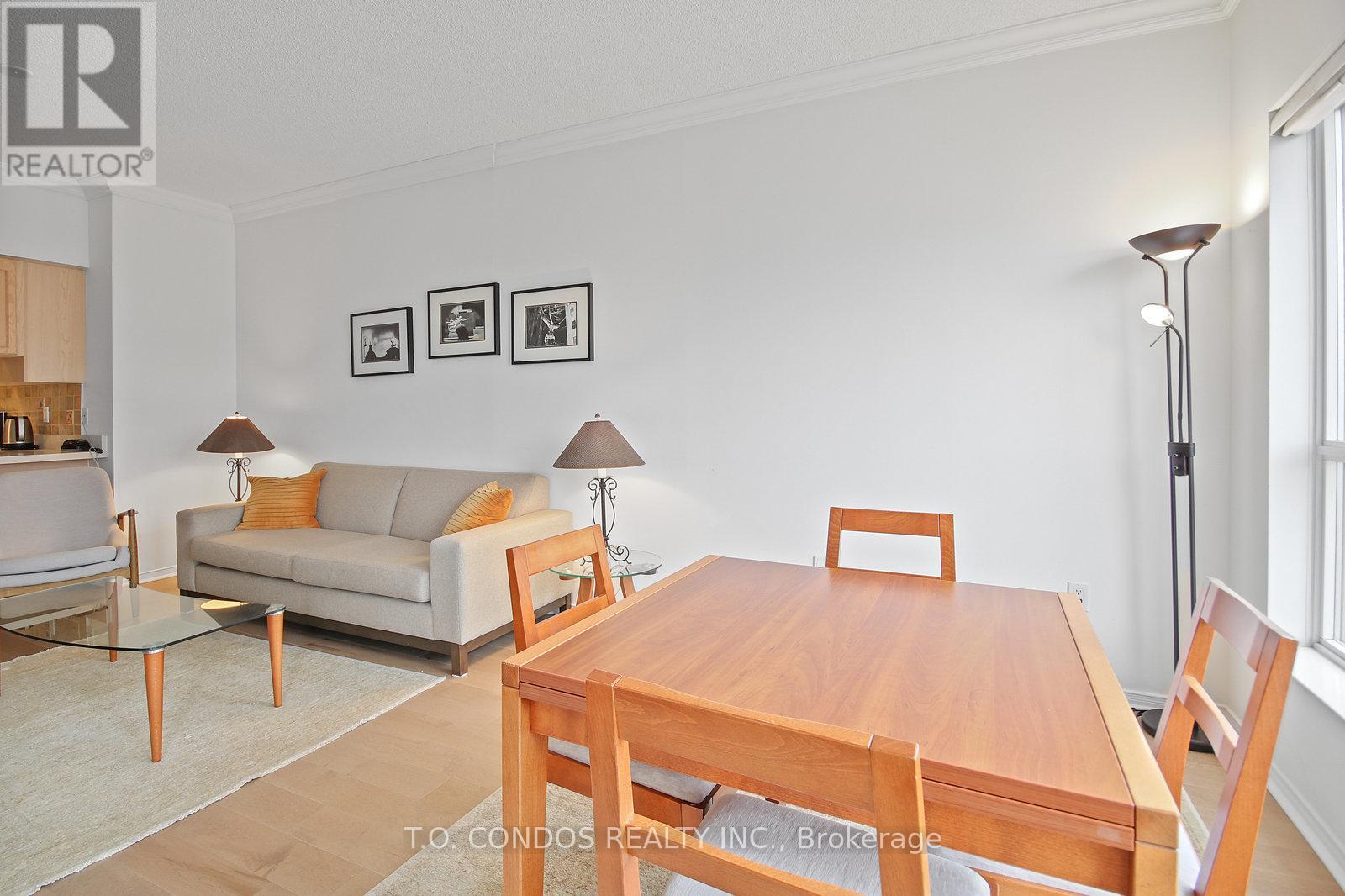 1806 - 909 Bay Street, Toronto, Ontario  M5S 3G2 - Photo 19 - C12563816