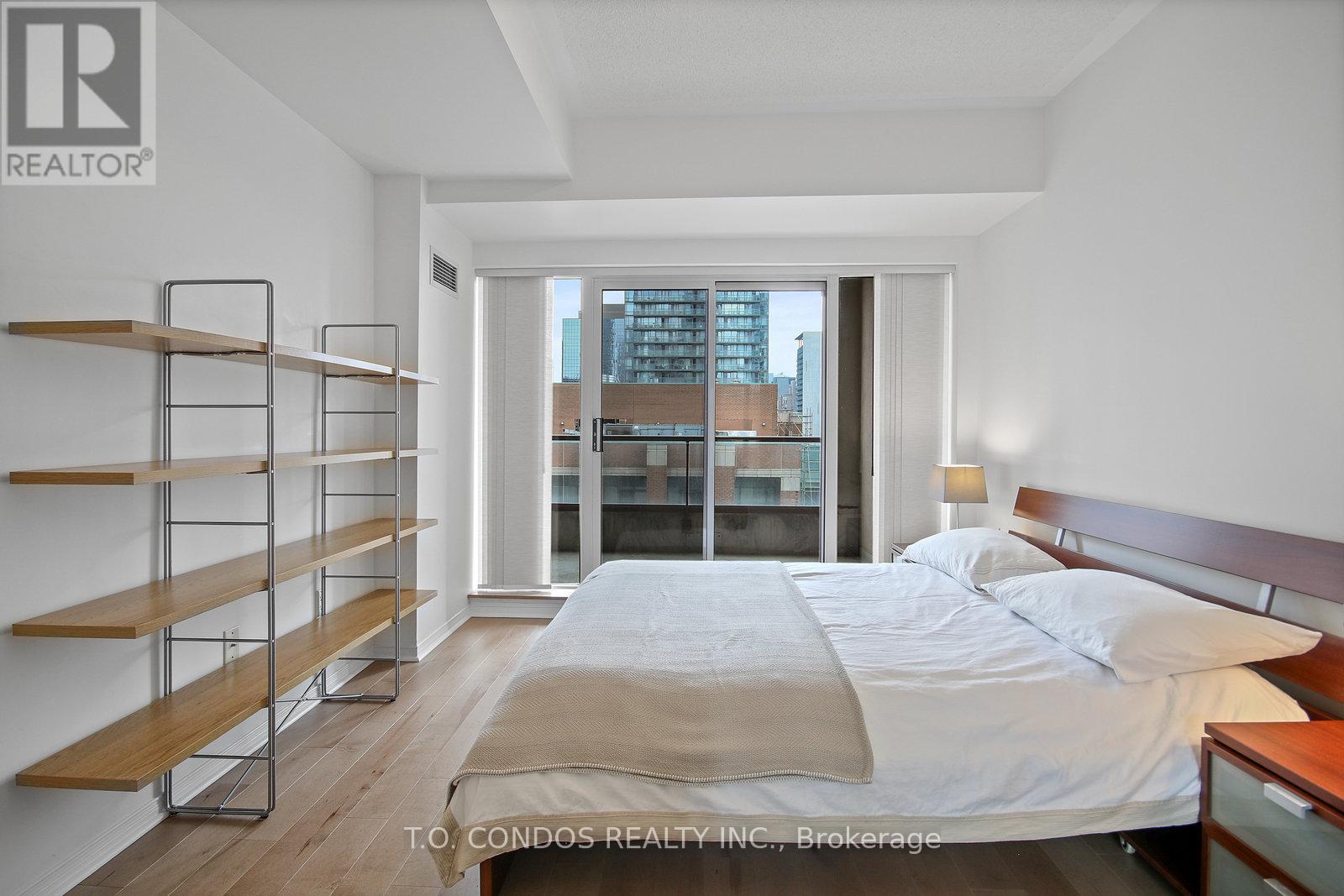 1806 - 909 Bay Street, Toronto, Ontario  M5S 3G2 - Photo 24 - C12563816
