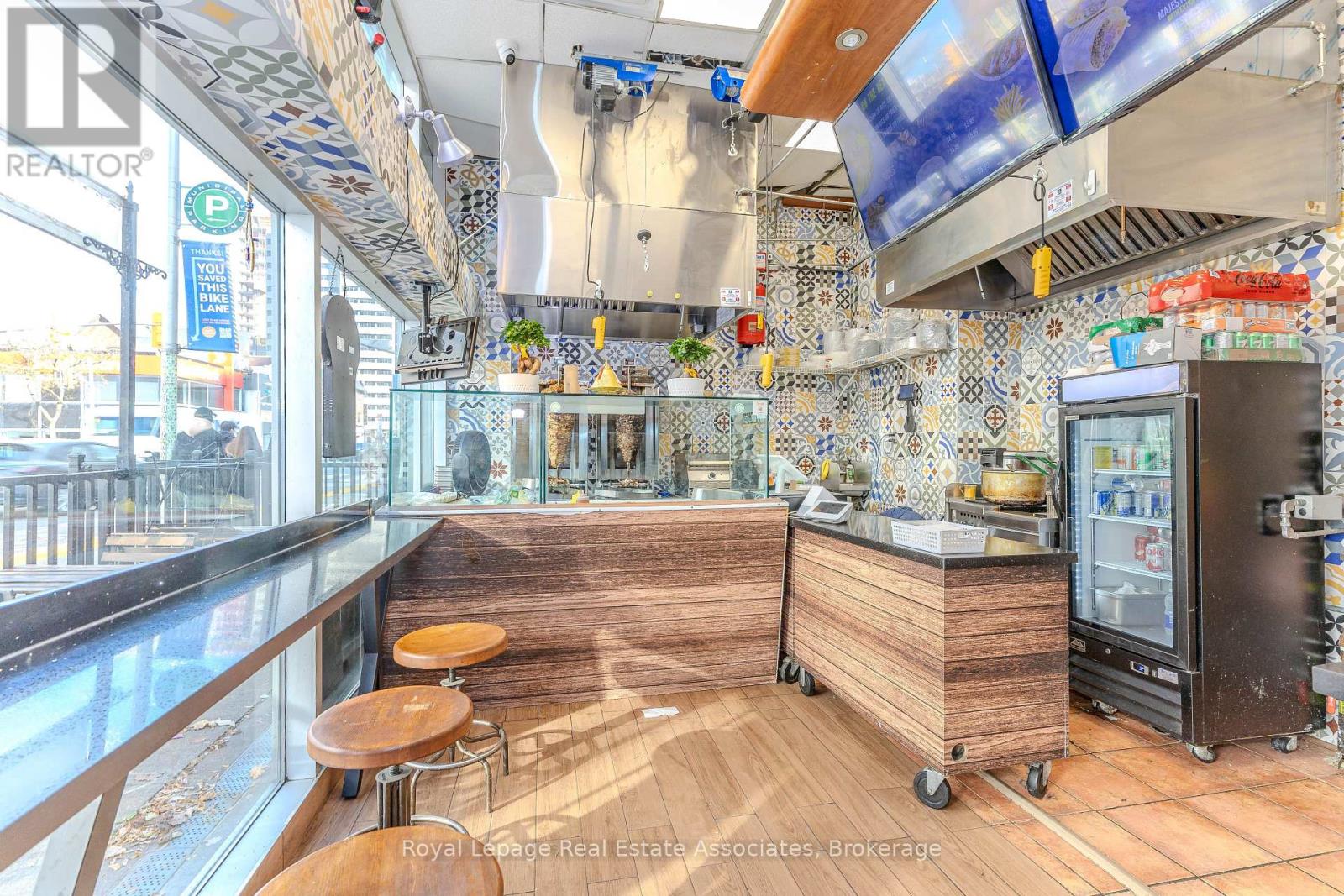 Unit 1 - 750 Spadina Avenue, Toronto, Ontario  M5S 2J2 - Photo 5 - C12563842