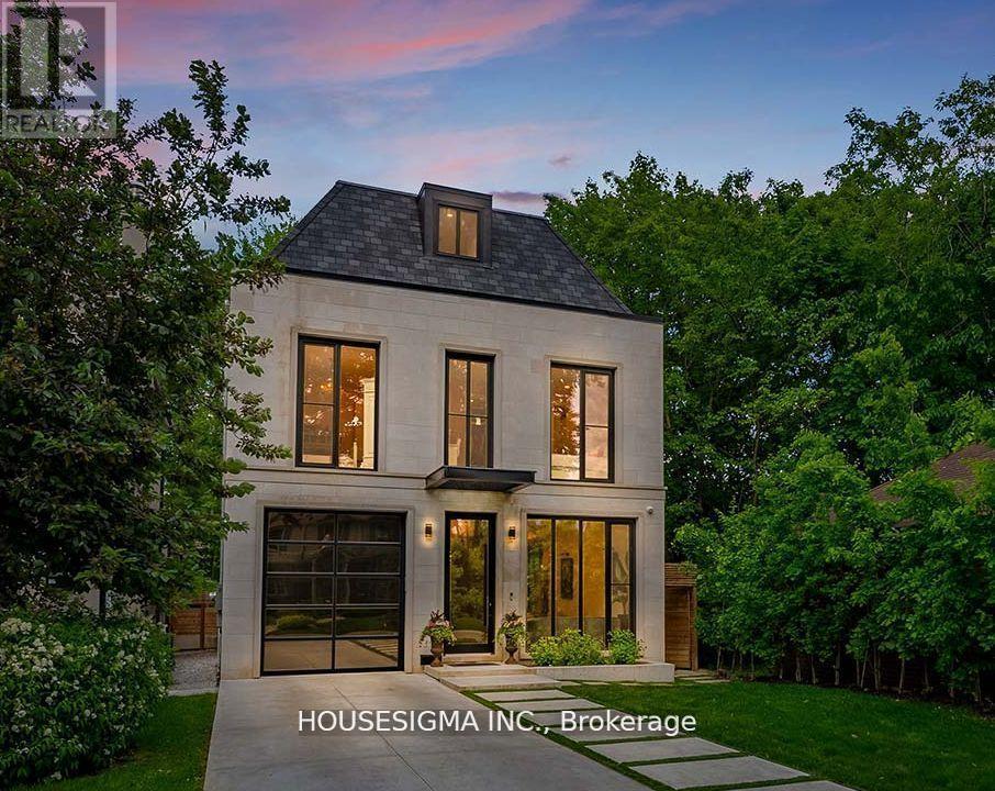 1 DE VERE GARDENS, Toronto, Ontario