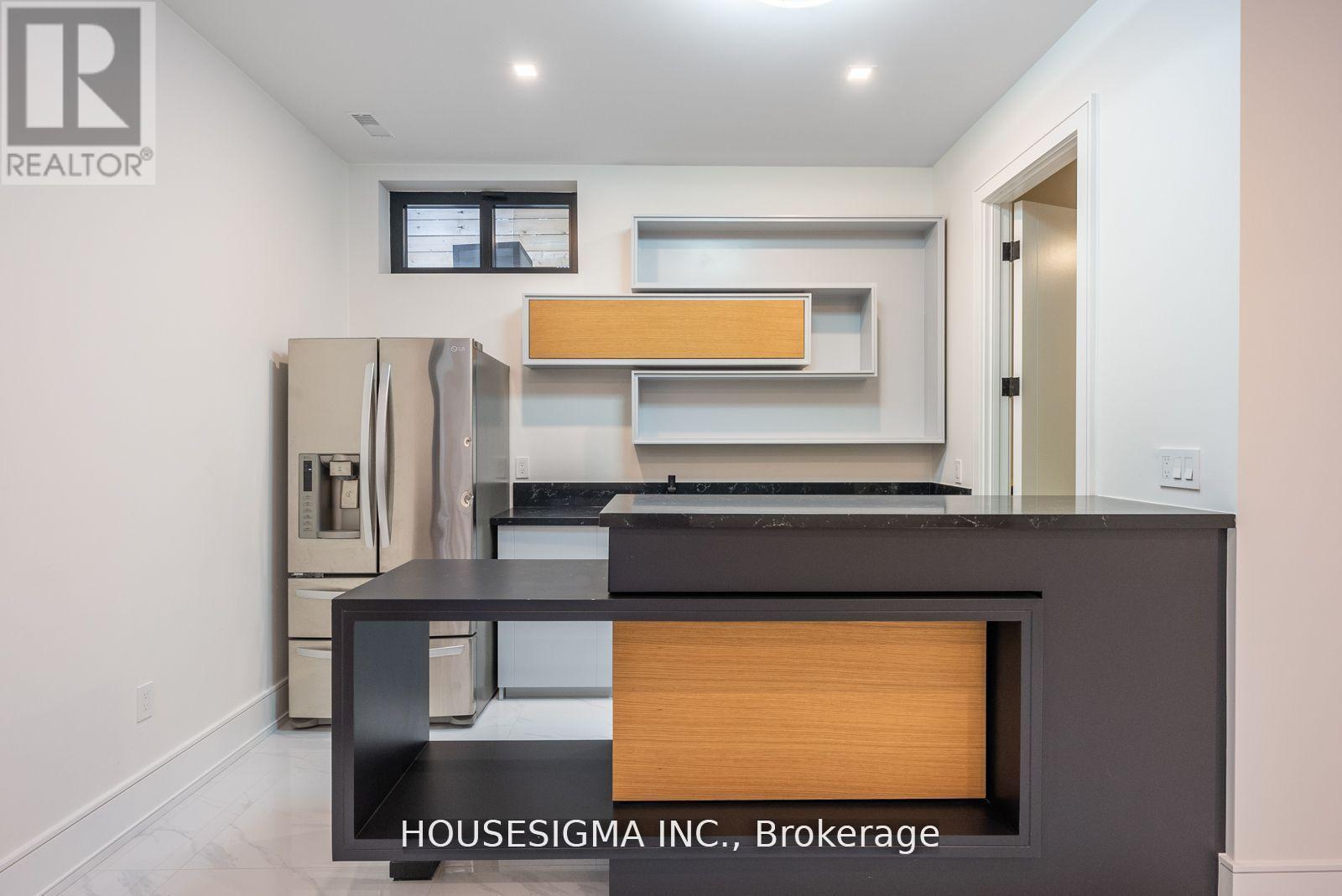 1 De Vere Gardens, Toronto, Ontario  M5M 3E4 - Photo 30 - C12563858