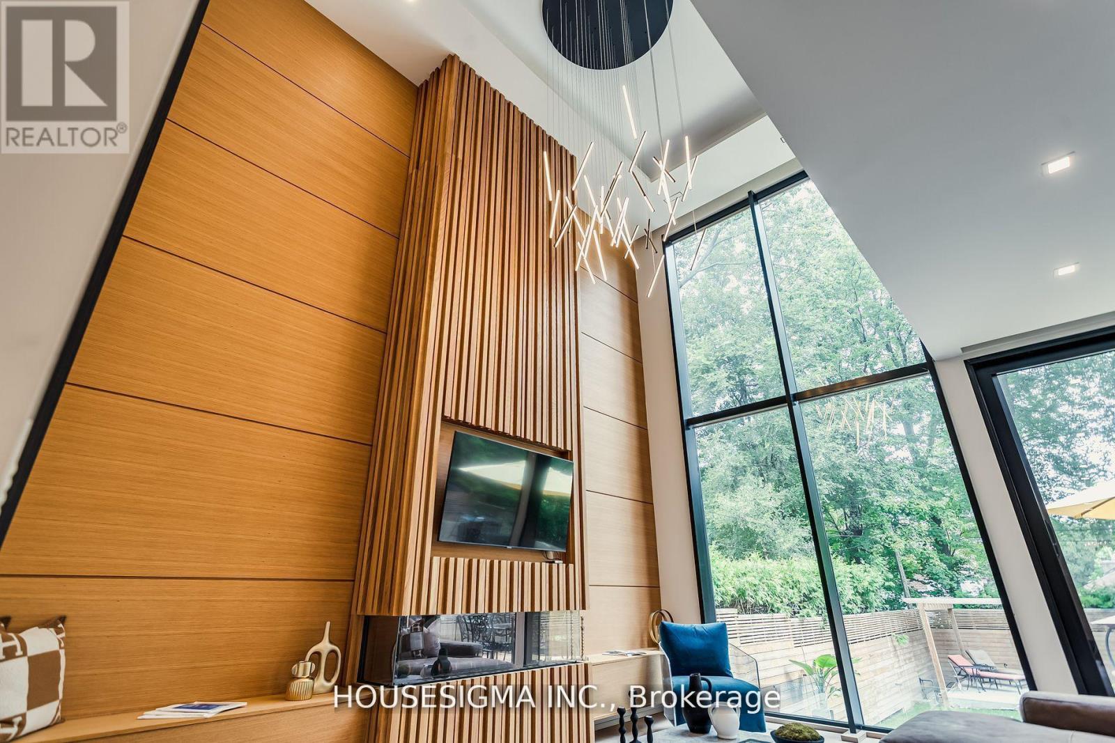 1 De Vere Gardens, Toronto, Ontario  M5M 3E4 - Photo 8 - C12563858