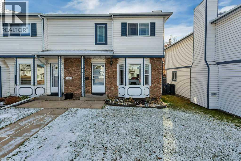 27 Ellenwood Drive, Red Deer, Alberta  T4R 2E1 - Photo 1 - A2271049