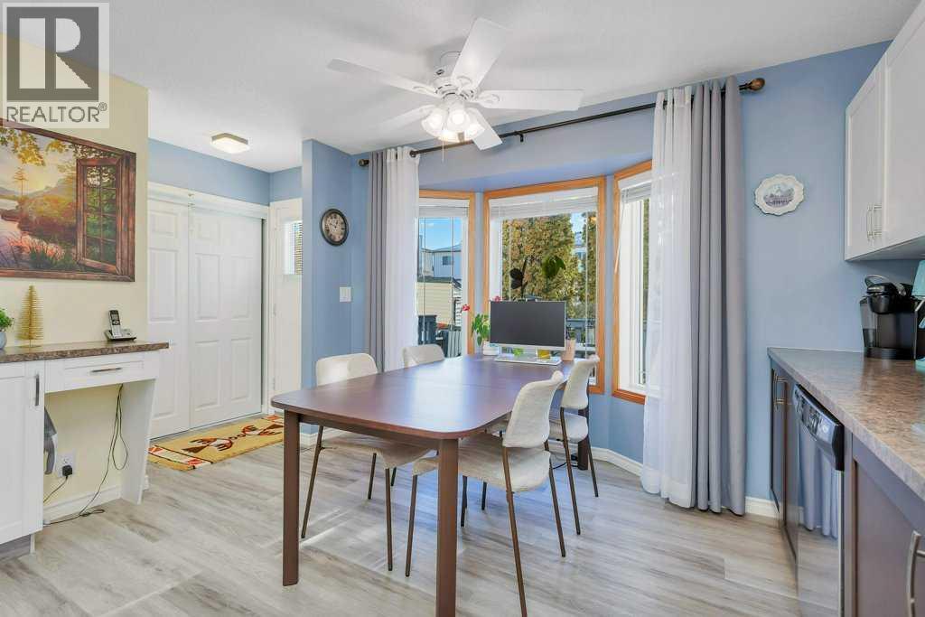 27 Ellenwood Drive, Red Deer, Alberta  T4R 2E1 - Photo 12 - A2271049