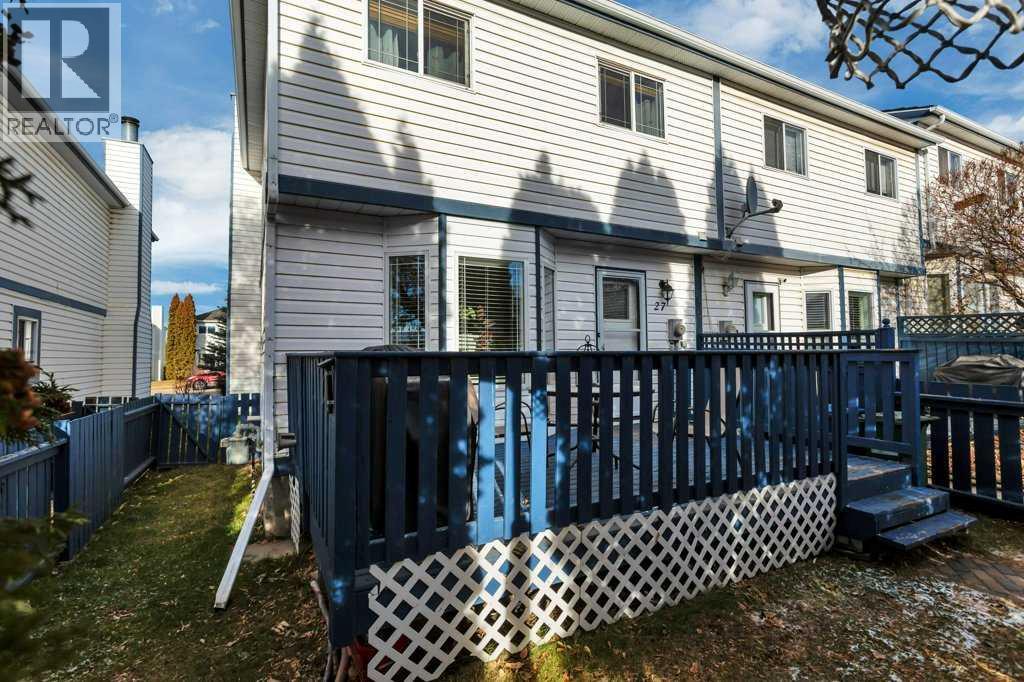 27 Ellenwood Drive, Red Deer, Alberta  T4R 2E1 - Photo 39 - A2271049