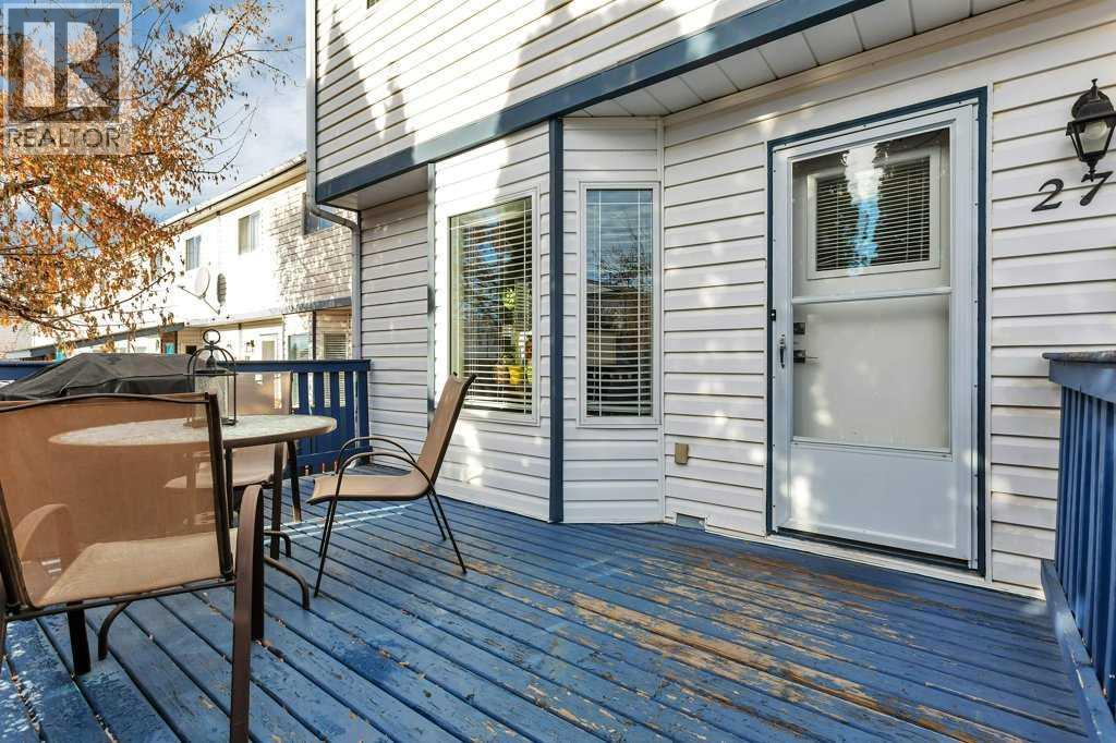 27 Ellenwood Drive, Red Deer, Alberta  T4R 2E1 - Photo 35 - A2271049