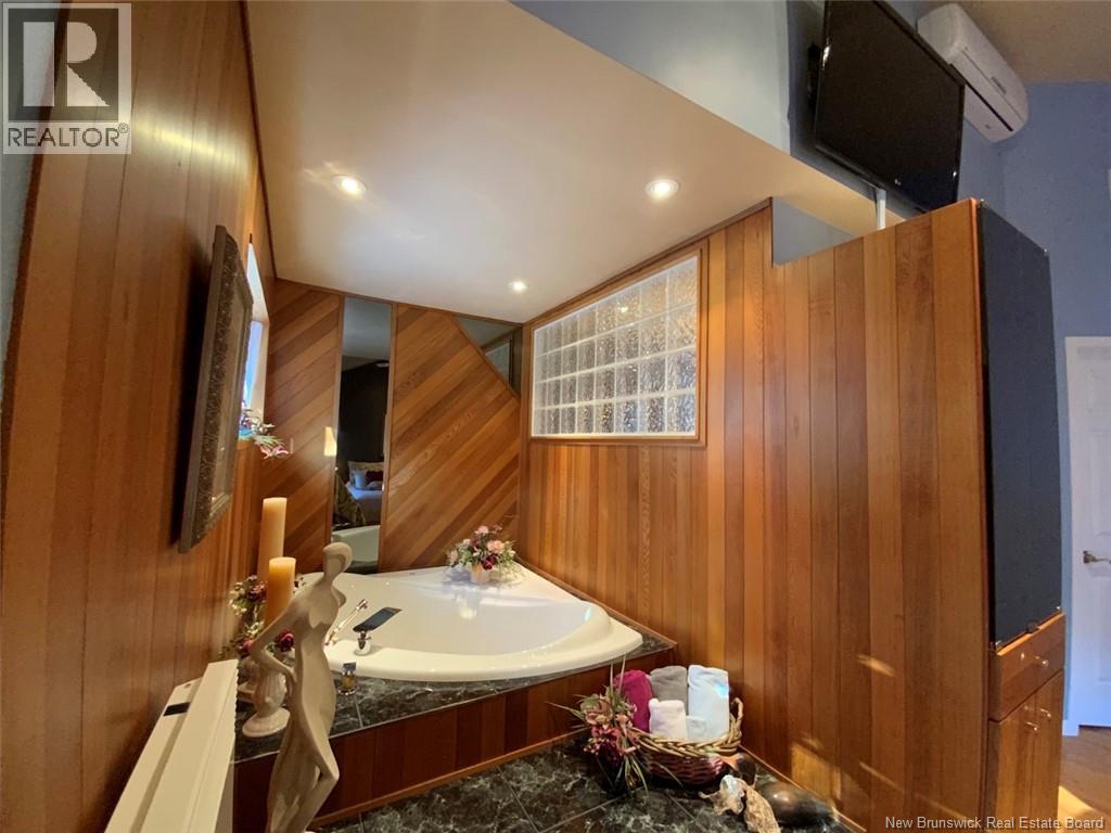 75 Leblond Street, Edmundston, New Brunswick  E3V 4K9 - Photo 9 - NB130030