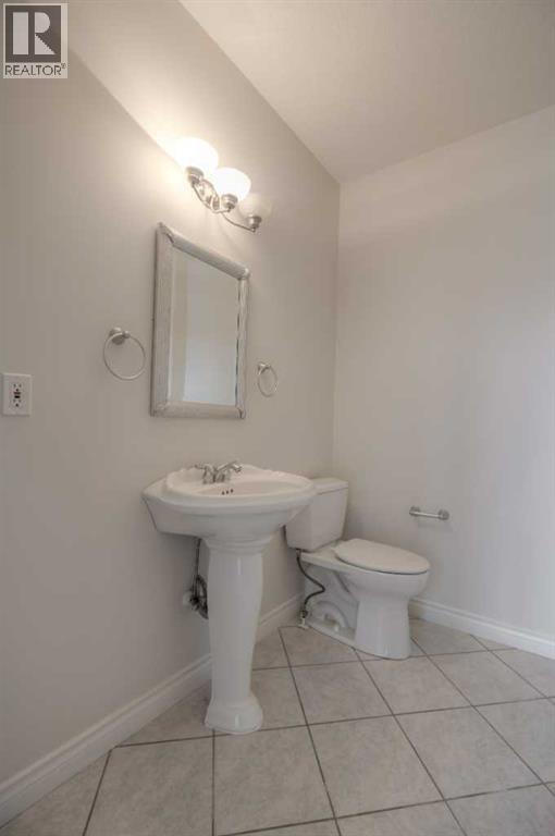 73 Fairmont Park Landing S, Lethbridge, Alberta  T1K 7L1 - Photo 28 - A2240989