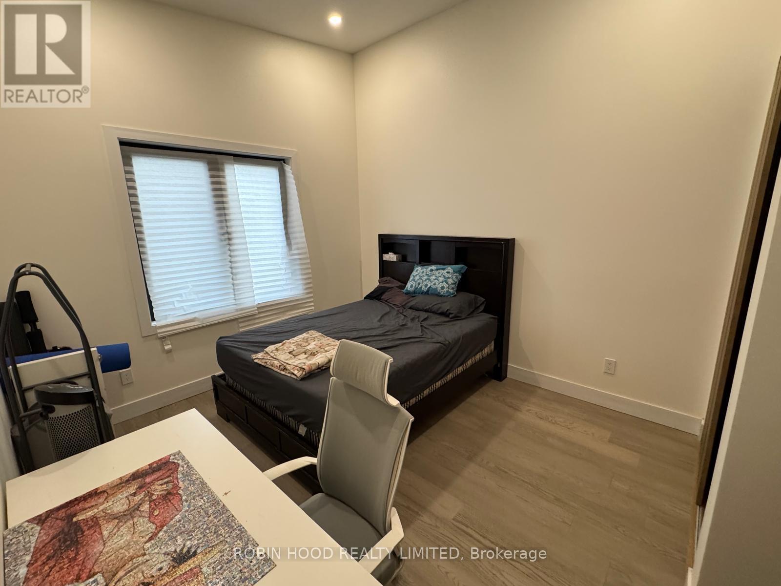 475 Wilson Road N, Oshawa, Ontario  L1G 6E8 - Photo 2 - E12563686