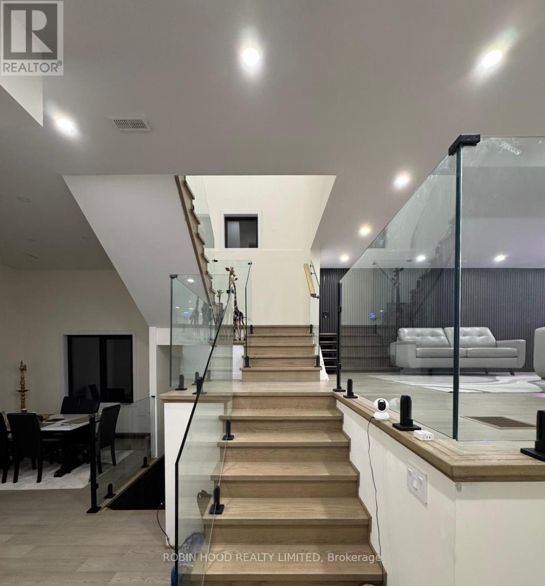 475 Wilson Road N, Oshawa, Ontario  L1G 6E8 - Photo 5 - E12563686