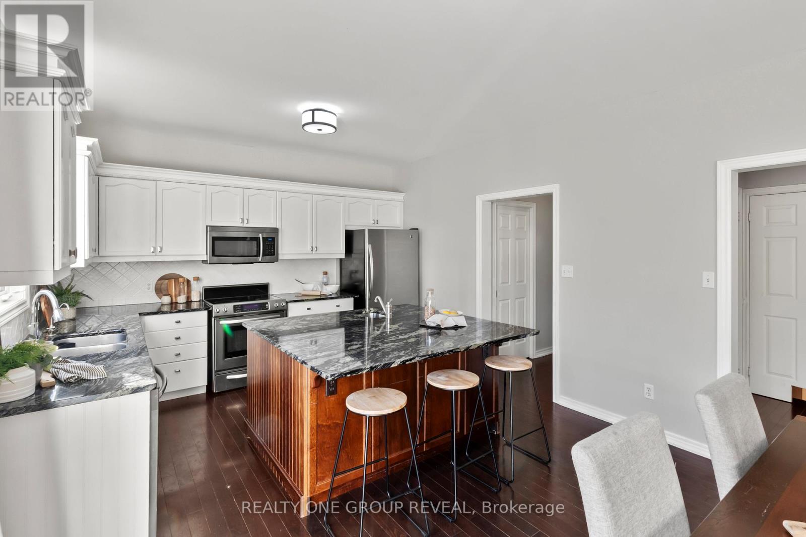 119 Clayton Crescent, Clarington, Ontario  L1C 4P2 - Photo 10 - E12563746