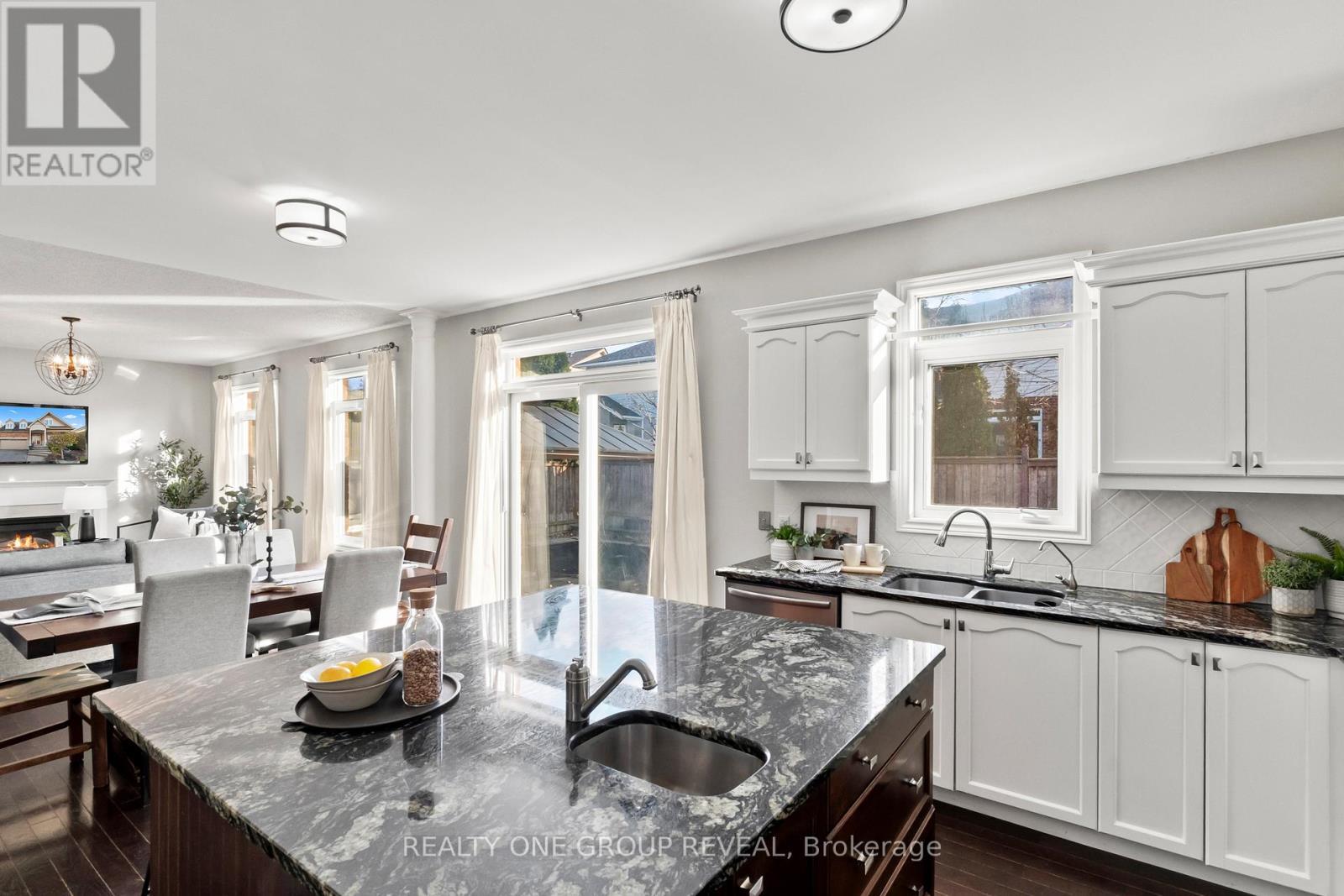 119 Clayton Crescent, Clarington, Ontario  L1C 4P2 - Photo 12 - E12563746