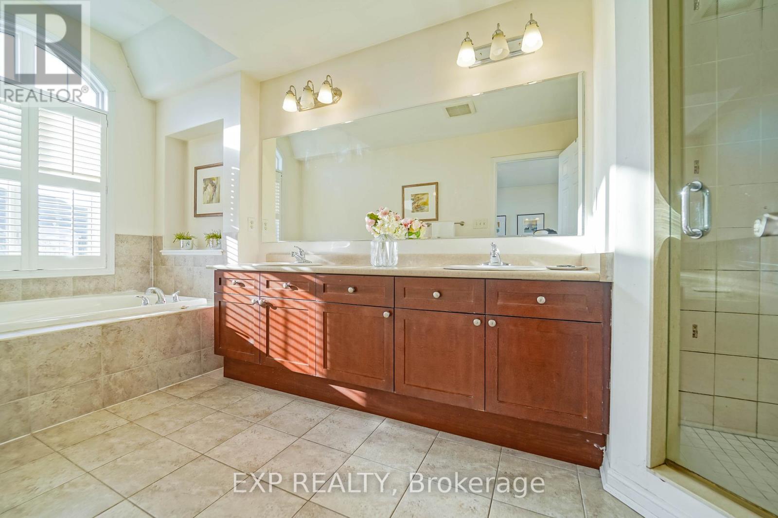 18 Winkler Terrace, Toronto, Ontario  M1L 0C2 - Photo 24 - E12563780