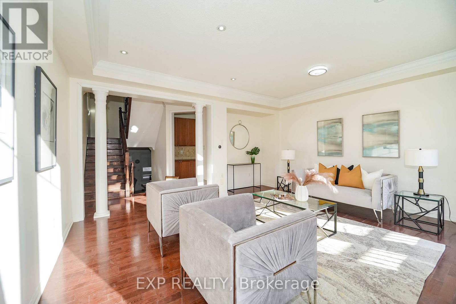 18 Winkler Terrace, Toronto, Ontario  M1L 0C2 - Photo 5 - E12563780