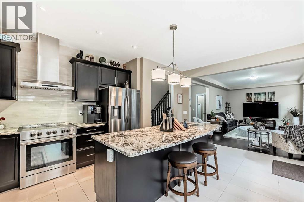 132 Waterlily Cove, Chestermere, Alberta  T1X 0C5 - Photo 5 - A2263323