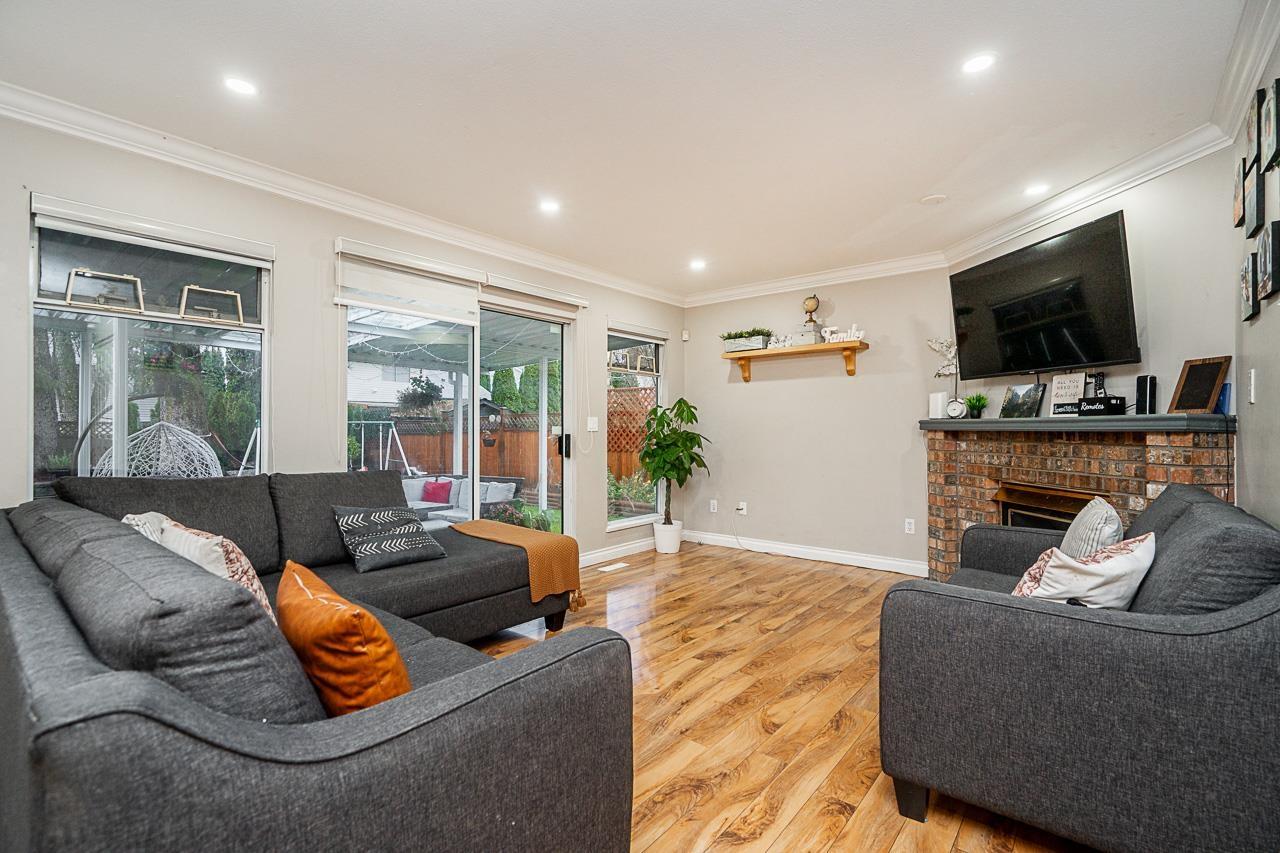 8045 164a Street, Surrey, British Columbia V4N 0H7 - Photo 7 - R3068225