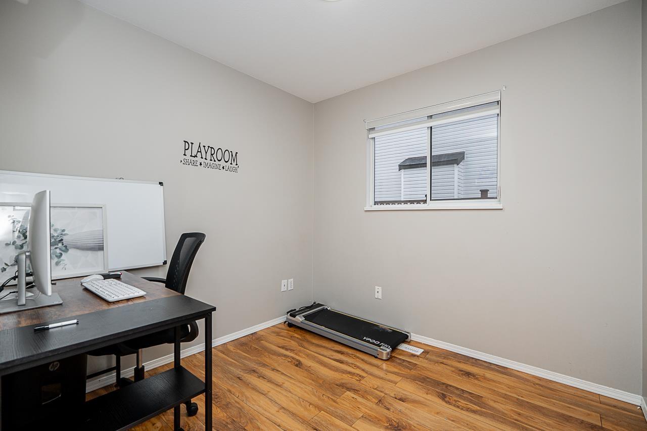 8045 164a Street, Surrey, British Columbia V4N 0H7 - Photo 9 - R3068225