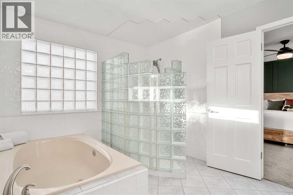 44 Edcath Rise Nw, Calgary, Alberta  T3A 3T1 - Photo 23 - A2271440