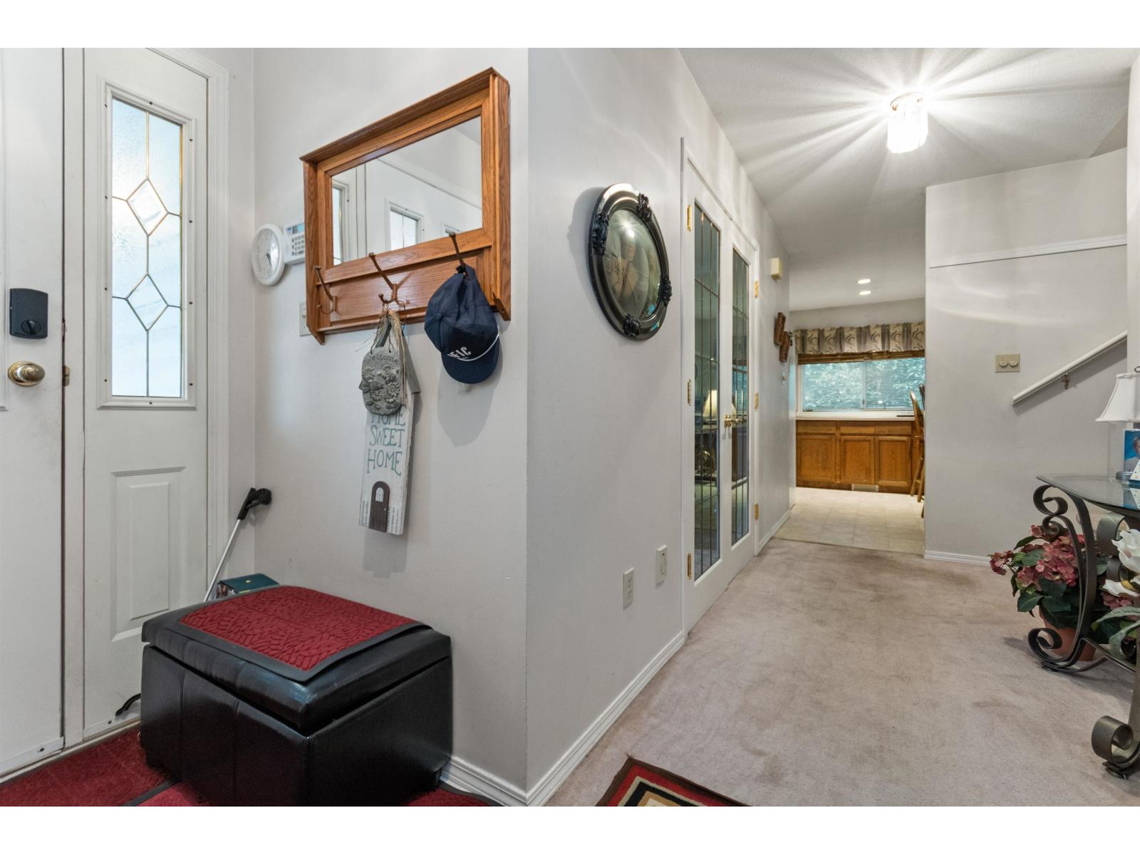 34825 Cassiar Court, Abbotsford, British Columbia V2S 7G9 - Photo 4 - R3068936