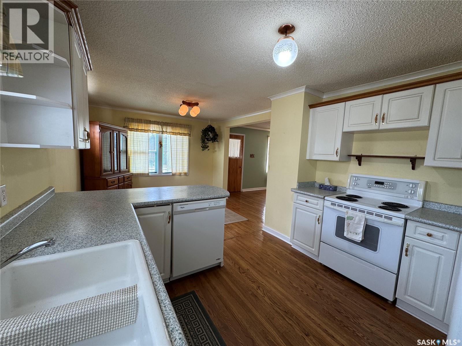 121 2nd Avenue W, Biggar, Saskatchewan  S0K 0M0 - Photo 10 - SK024429