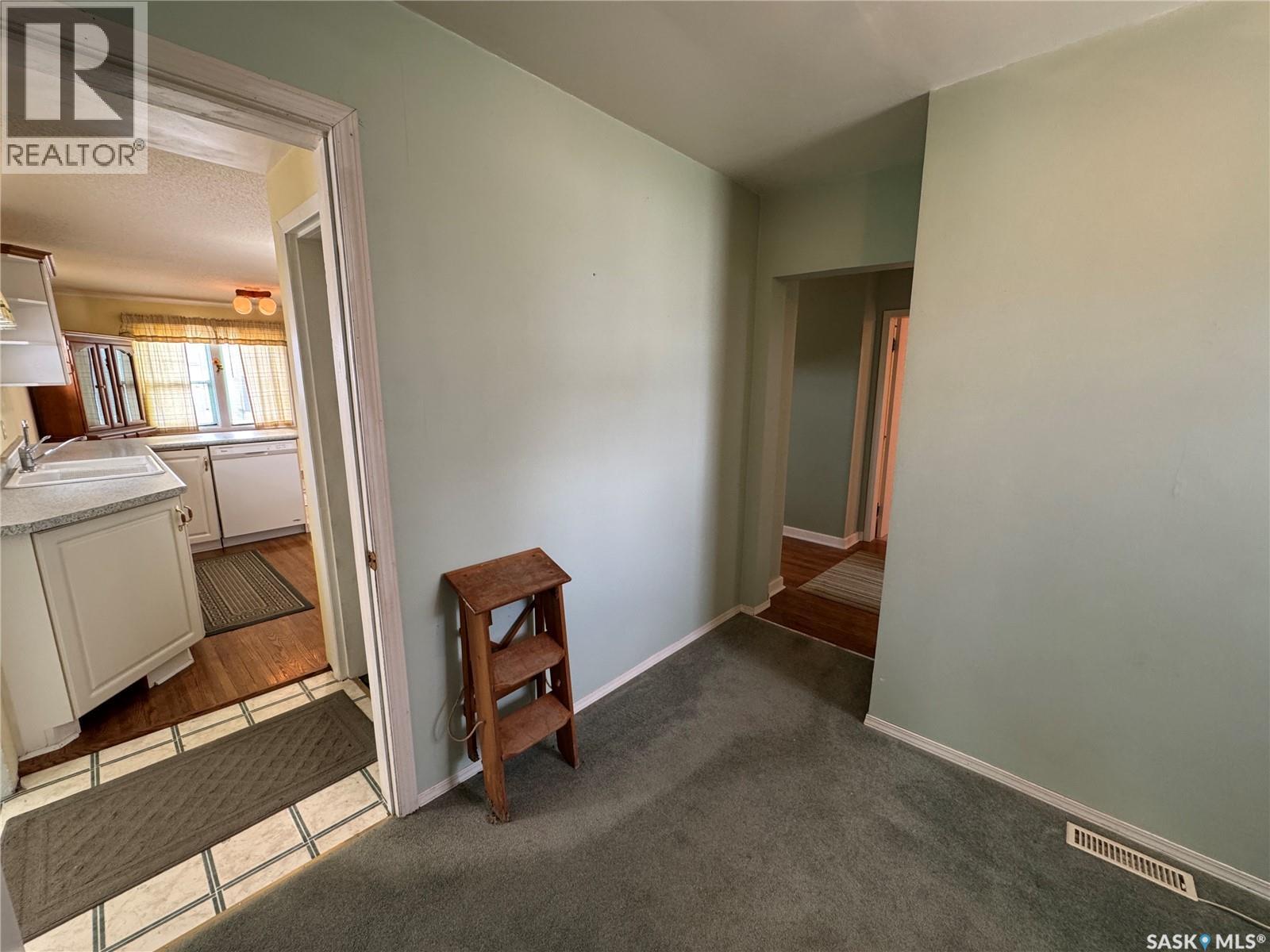 121 2nd Avenue W, Biggar, Saskatchewan  S0K 0M0 - Photo 22 - SK024429