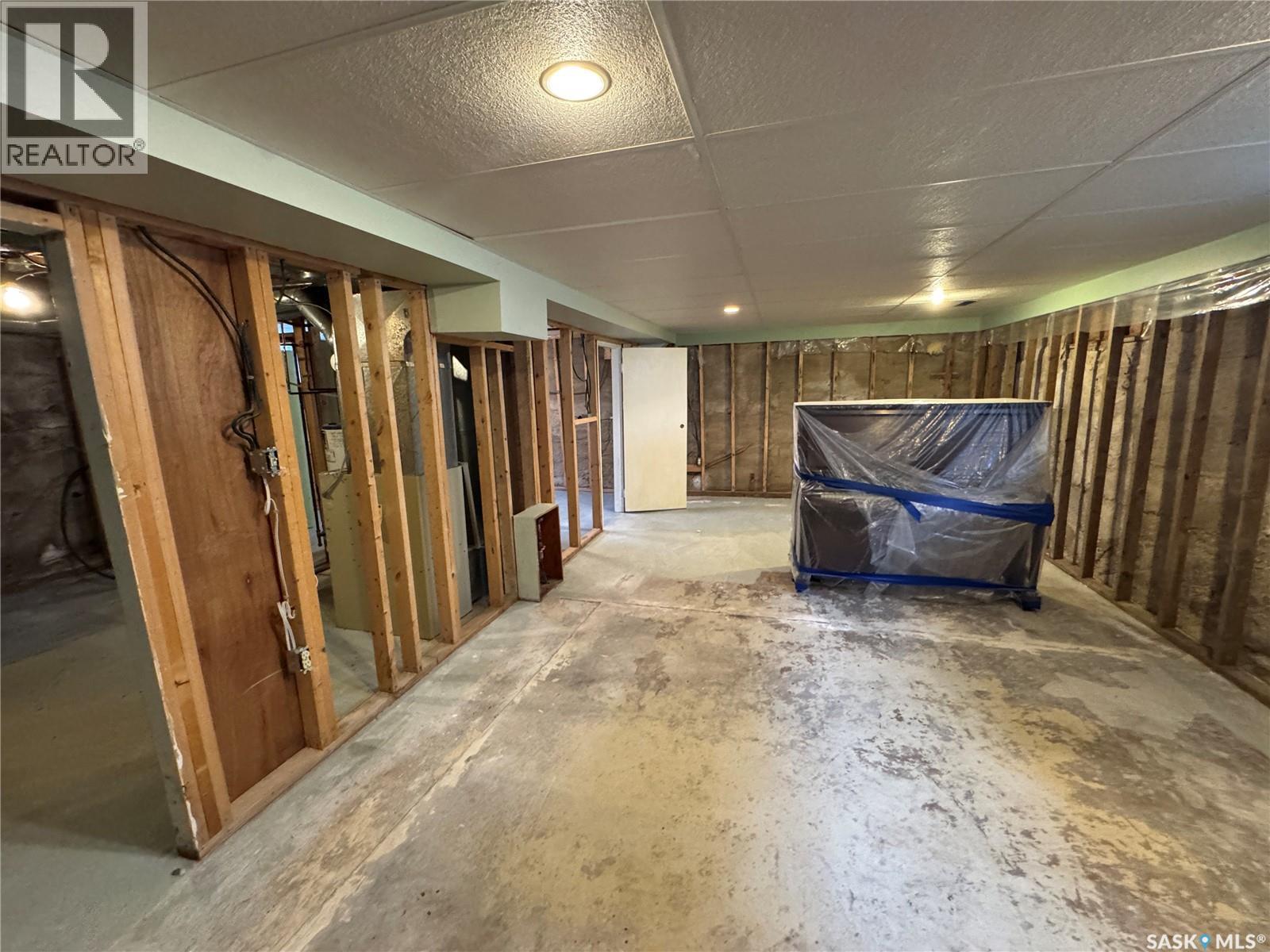 121 2nd Avenue W, Biggar, Saskatchewan  S0K 0M0 - Photo 34 - SK024429