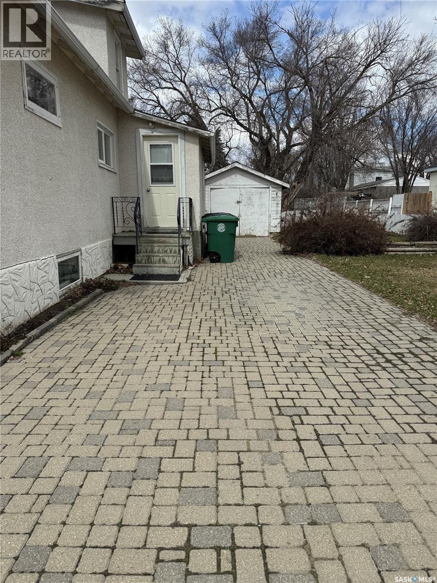 121 2nd Avenue W, Biggar, Saskatchewan  S0K 0M0 - Photo 44 - SK024429