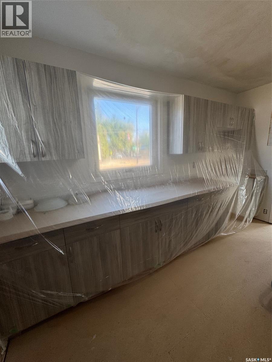 1491 101st Street, North Battleford, Saskatchewan  S9A 0W6 - Photo 2 - SK024427