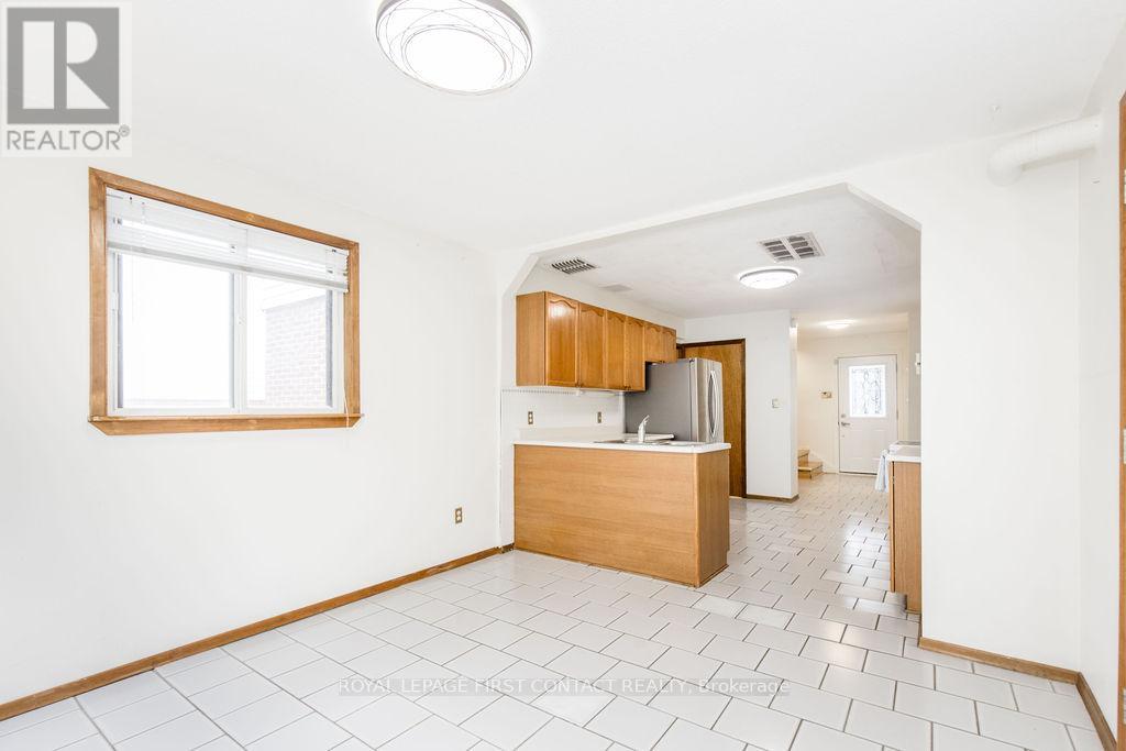 111 Graham Street, Essa (Angus), Ontario  L0M 1B0 - Photo 10 - N12563722