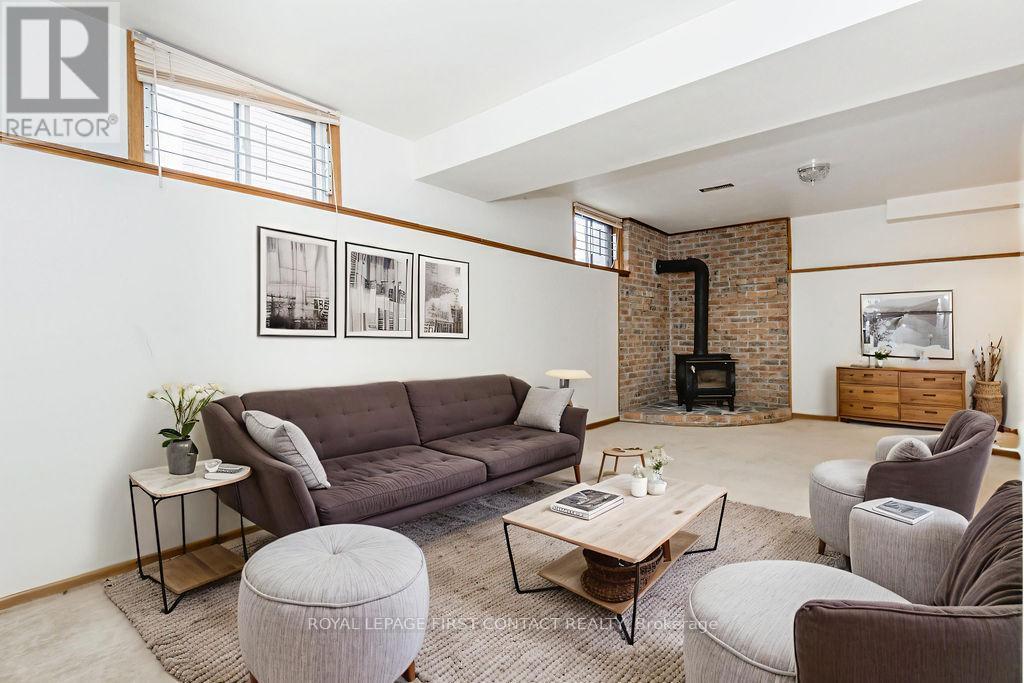 111 Graham Street, Essa (Angus), Ontario  L0M 1B0 - Photo 30 - N12563722