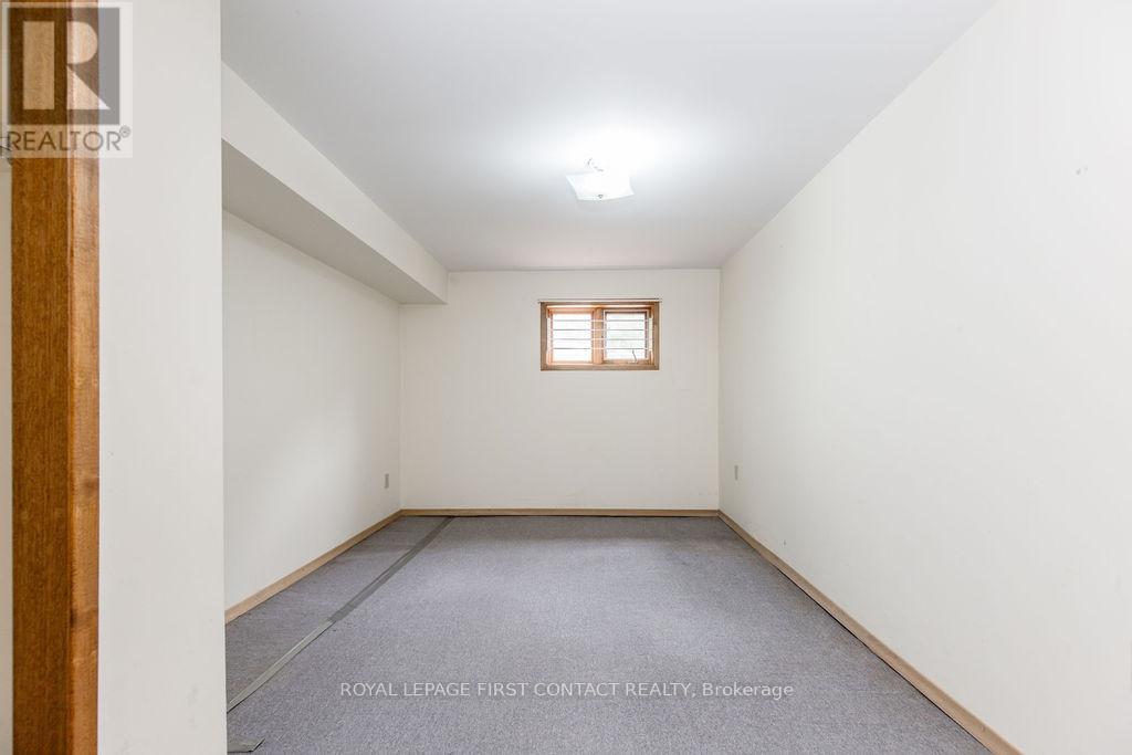 111 Graham Street, Essa (Angus), Ontario  L0M 1B0 - Photo 34 - N12563722