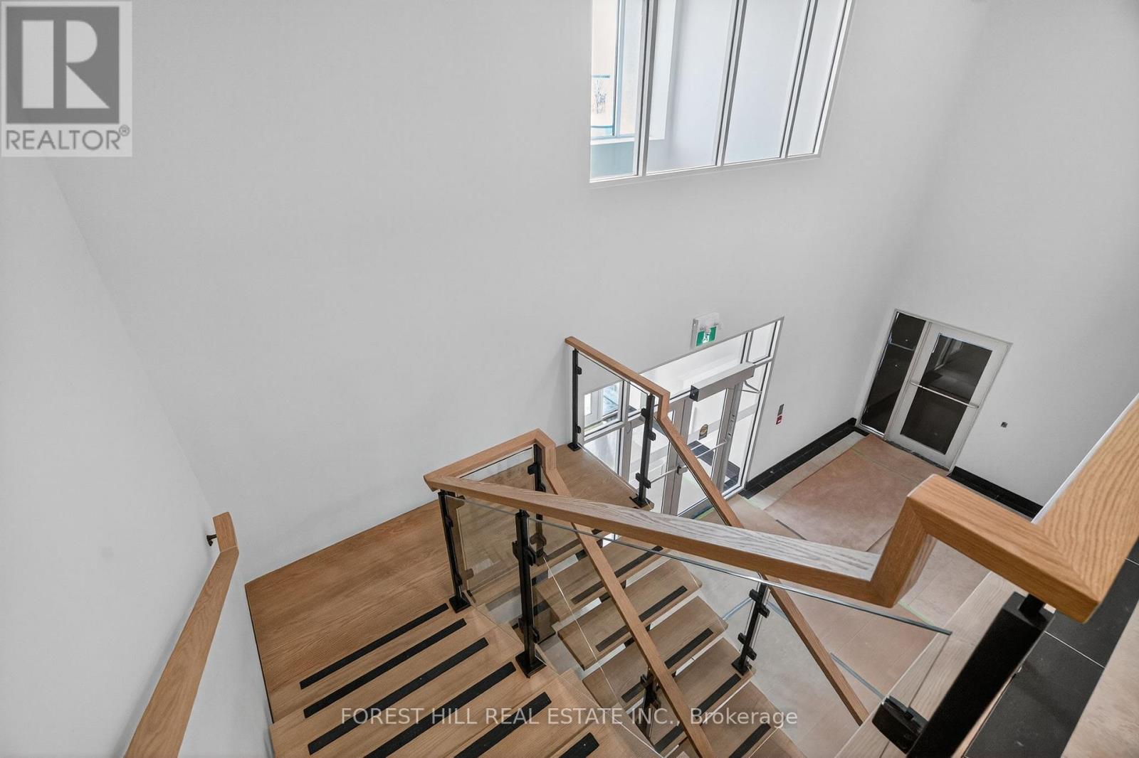 207 - 35 Sunday Drive, Aurora, Ontario  L4G 4B7 - Photo 17 - N12563750