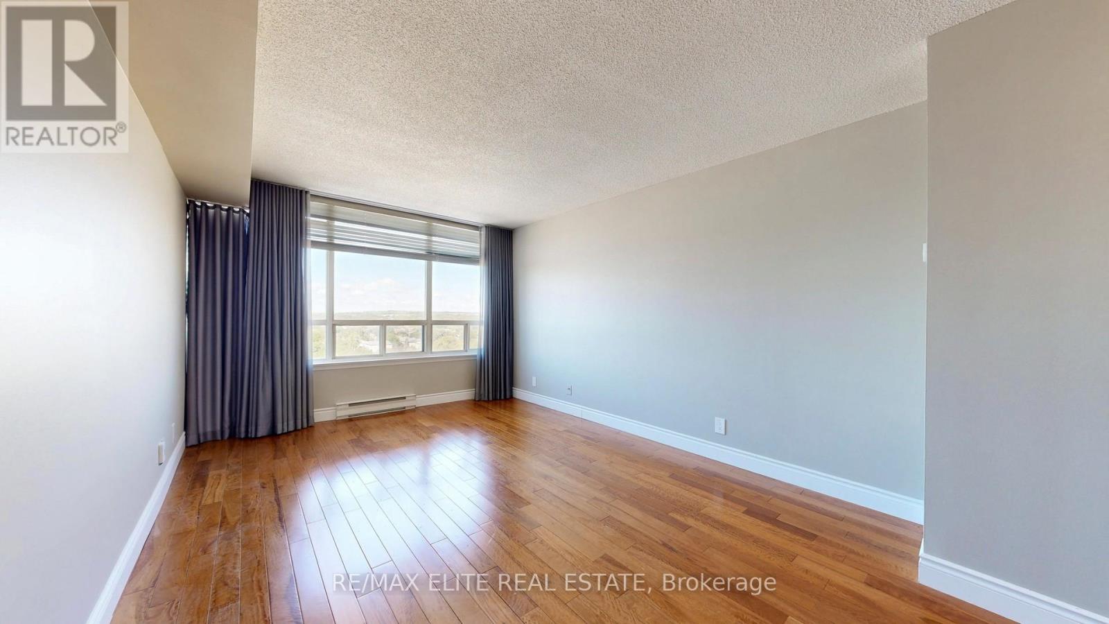 1409 - 22 Clarissa Drive, Richmond Hill, Ontario  L4C 9R6 - Photo 28 - N12563776