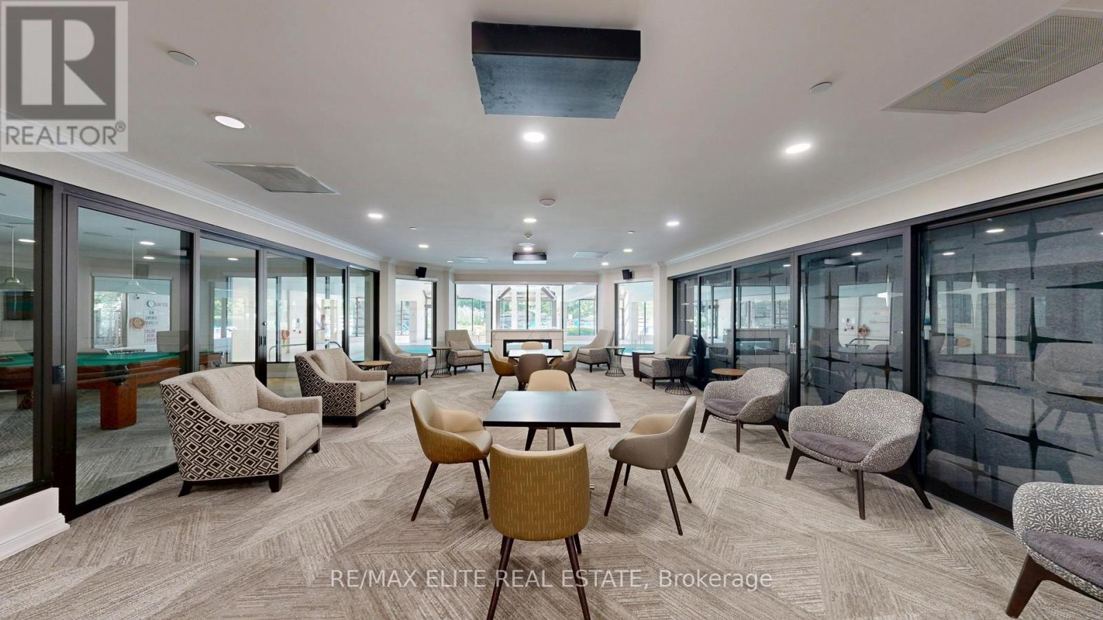 1409 - 22 Clarissa Drive, Richmond Hill, Ontario  L4C 9R6 - Photo 4 - N12563776