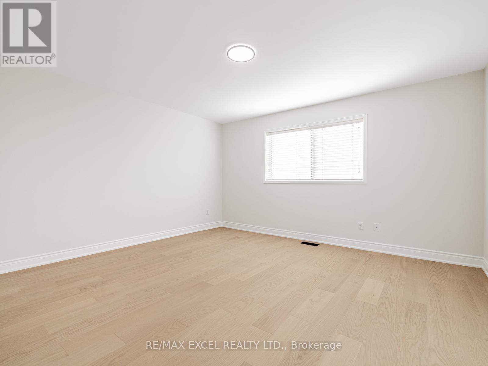 105 Millcliff Circle, Aurora, Ontario  L4G 7P1 - Photo 25 - N12563782