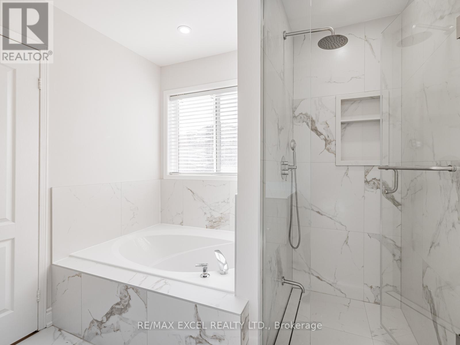 105 Millcliff Circle, Aurora, Ontario  L4G 7P1 - Photo 28 - N12563782