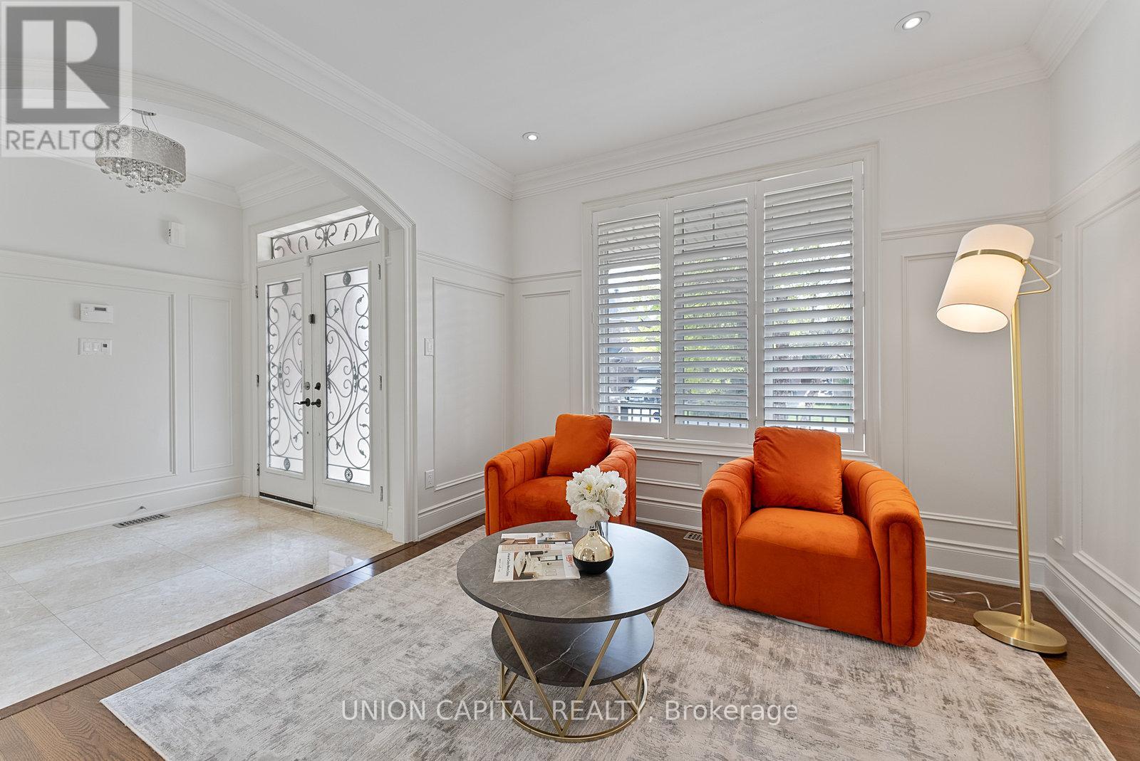 57 Routledge Drive, Richmond Hill, Ontario  L4E 0C4 - Photo 7 - N12563840