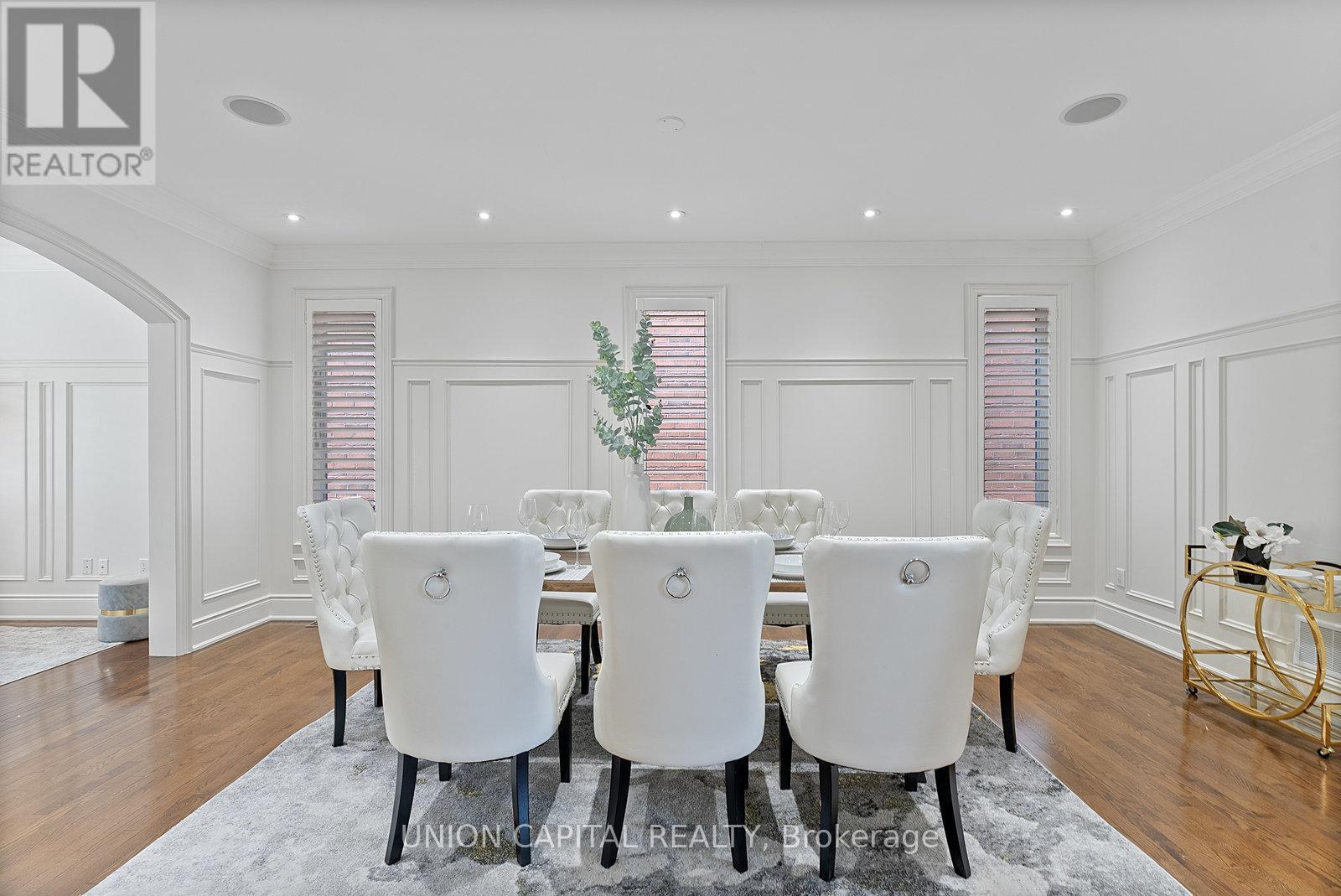 57 Routledge Drive, Richmond Hill, Ontario  L4E 0C4 - Photo 8 - N12563840