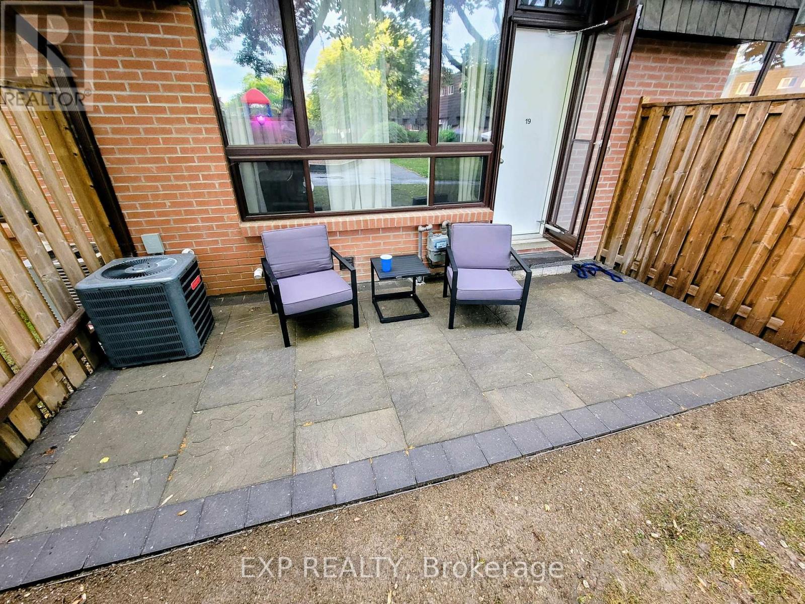 19 Darras Court, Brampton, Ontario  L6T 1W7 - Photo 43 - W12549826