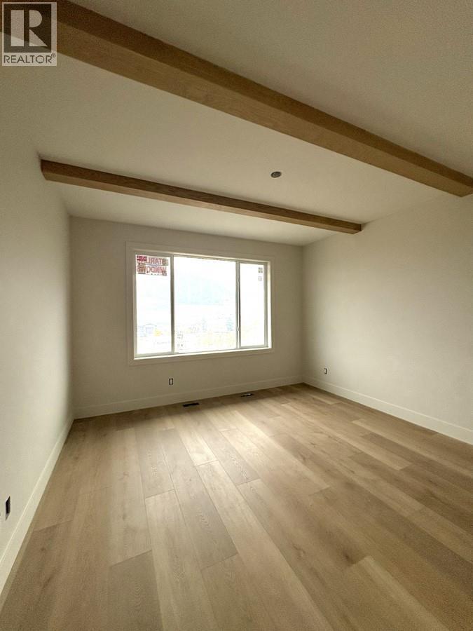 2066 Cortina Drive, Kelowna, British Columbia  V1P 0B2 - Photo 13 - 10369753