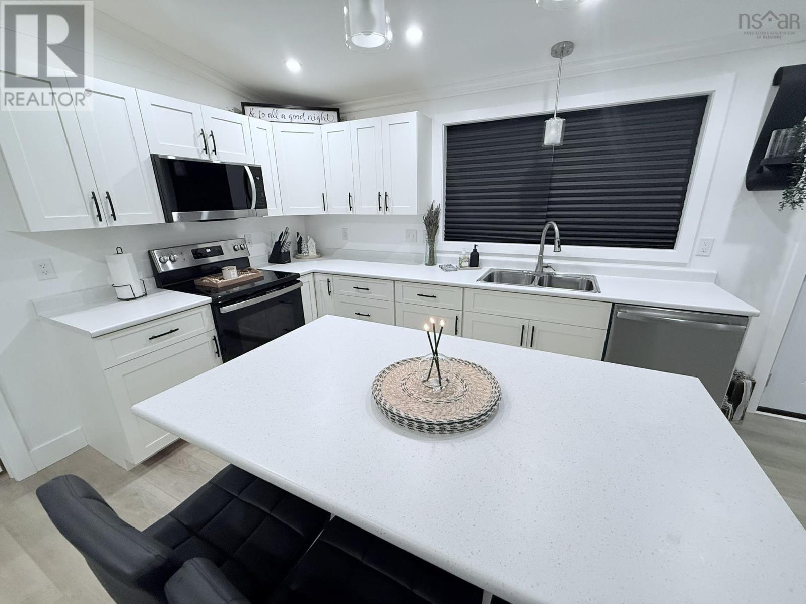 4 Matheson Drive, Truro, Nova Scotia  B2N 7G3 - Photo 9 - 202528200