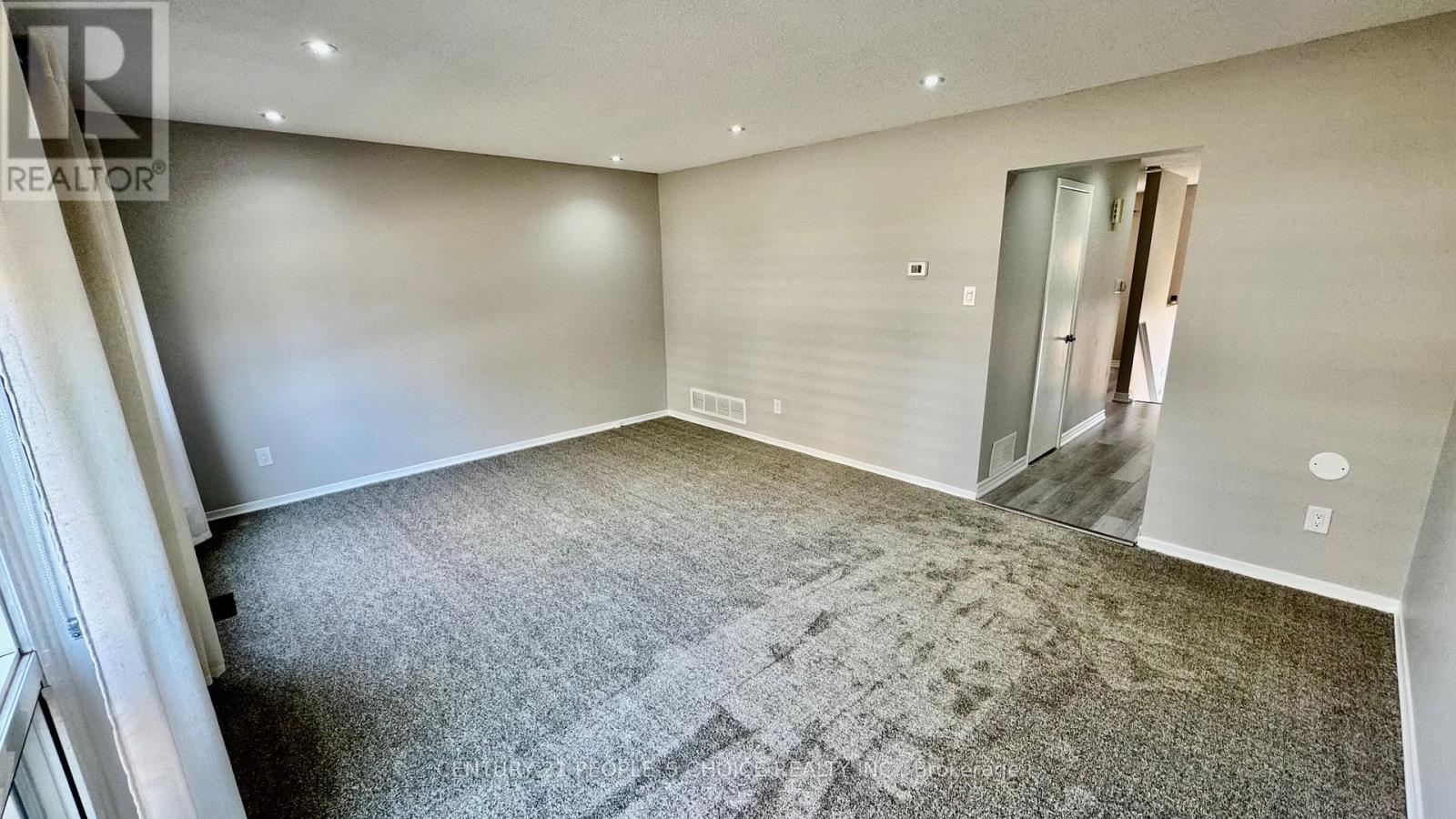 16 Franklin Court, Brampton, Ontario  L6T 3Z1 - Photo 10 - W12563720