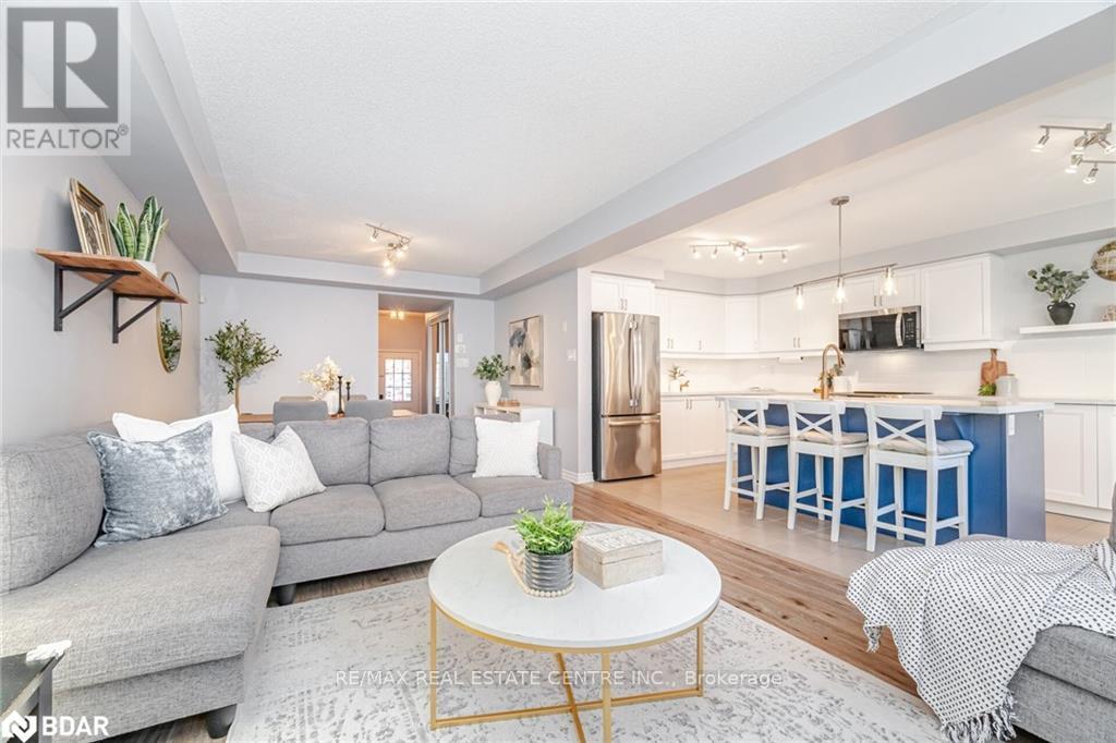 322 Chuchmach Close, Milton, Ontario  L9T 8B5 - Photo 13 - W12563736