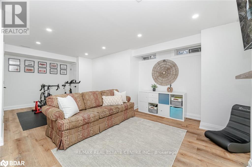 322 Chuchmach Close, Milton, Ontario  L9T 8B5 - Photo 35 - W12563736