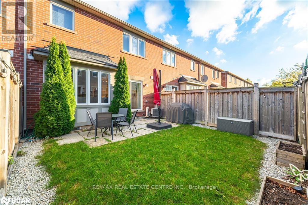 322 Chuchmach Close, Milton, Ontario  L9T 8B5 - Photo 41 - W12563736