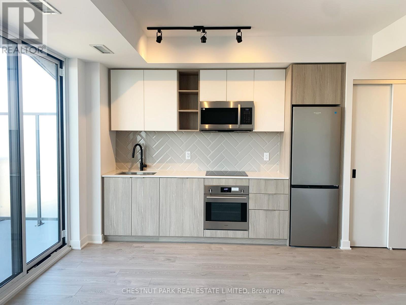 2410 - 36 Zorra Street, Toronto, Ontario  M8Z 0G5 - Photo 2 - W12563752